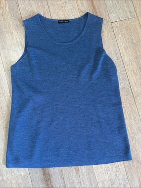 Eileen Fisher Wool Blue Sleeveless Knit sweater